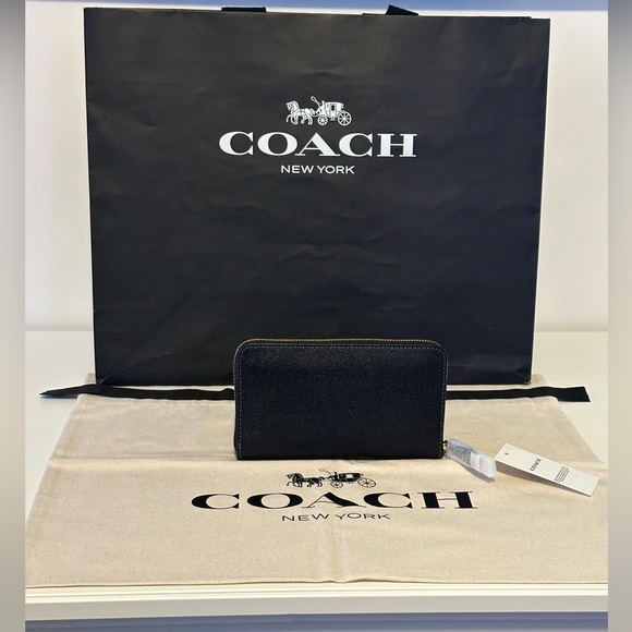 NWT COACH Black Leather Medium Zip Around Wallet - Picture 6 of 13
